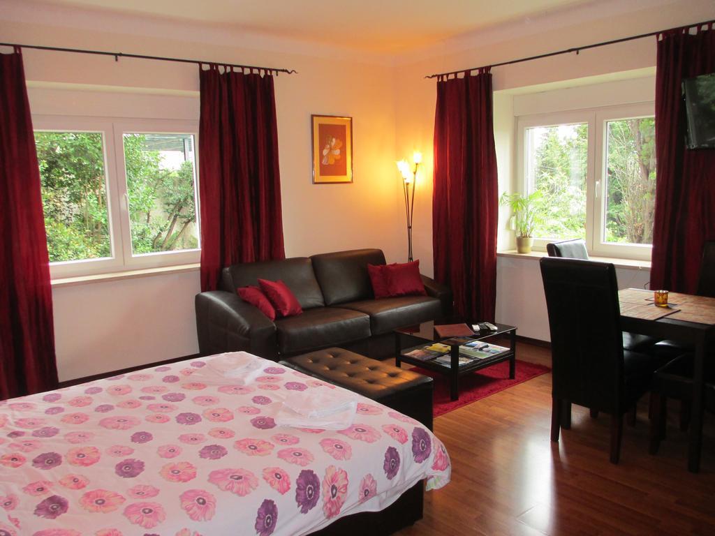 Apartment Villa Edmea Риека Экстерьер фото